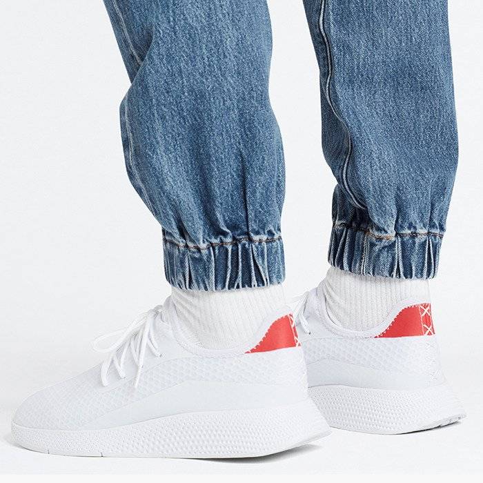 eng_pl_Levis-R-501-Jogger-Free-Runner-80746-0000-26834_4.jpg