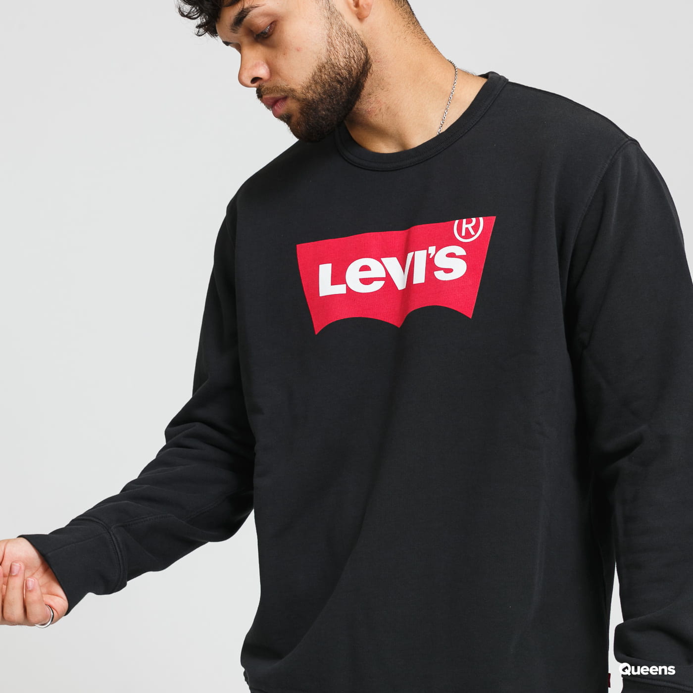 levi-s-graphic-crew-104925_3.jpg