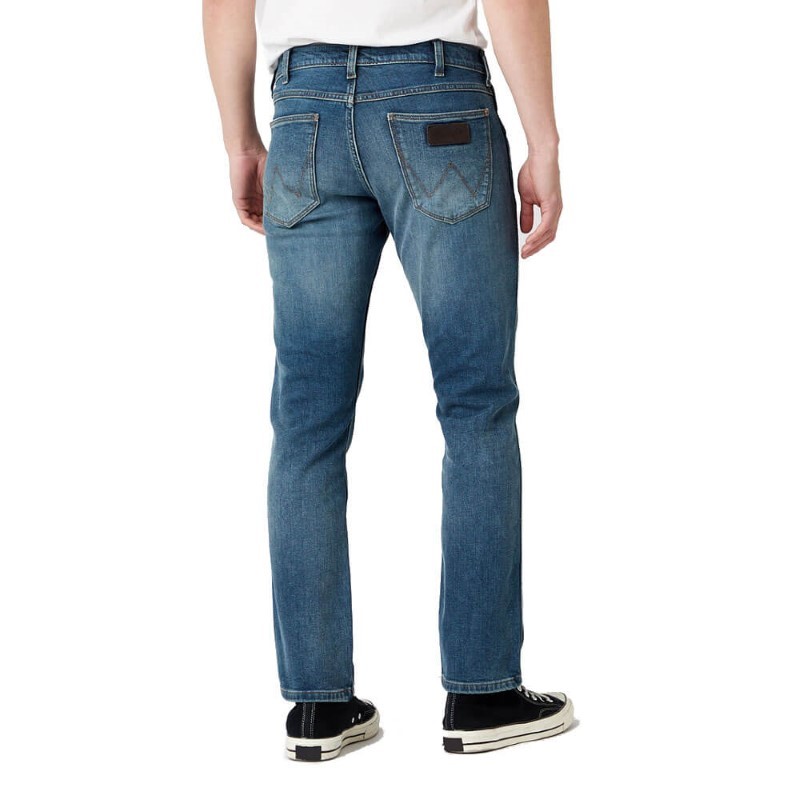 WRANGLER-JEANS-UOMO-GREENSBORO-SMOOTH-DUST-W15Q2837J-BLUE-4.jpg