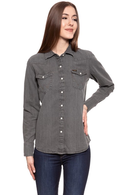 pol_pl_KOSZULA-WRANGLER-27WW-BLACK-2-YEARS-W5WSTX71H-14301_8.jpg