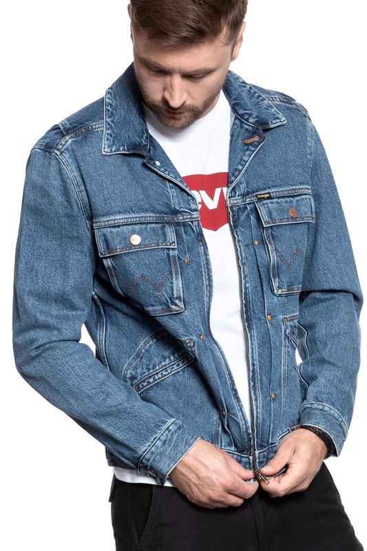 pol_pl_KURTKA-JEANSOWA-WRANGLER-UTILITY-JACKET-UTILITY-BLUE-W465RI61R-16900_16.jpg