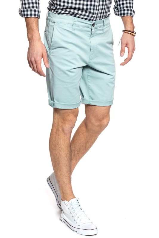 pol_pl_SPODENKI-WRANGLER-CHINO-SHORT-MIST-BLUE-W14AWA078-21139_4.jpg