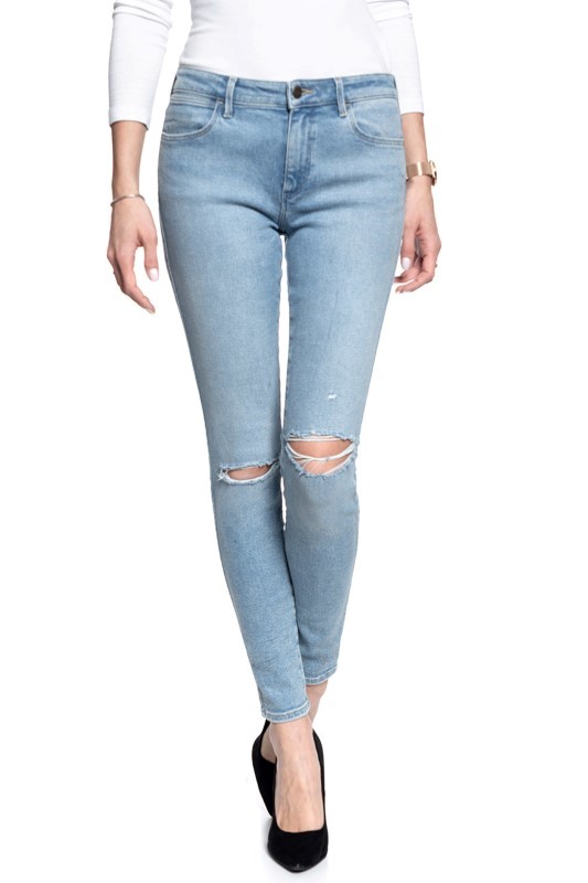 pol_pl_SPODNIE-DAMSKIE-WRANGLER-SKINNY-STONED-RIBBED-W28KTX98R-22958_8.jpg