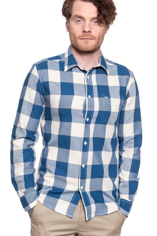 pol_pl_WRANGLER-LS-1-PKT-SHIRT-VICTORIA-BLUE-W5F13OXJS-23321_4.jpg