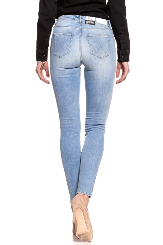 pol_pl_WRANGLER-SKINNY-LIGHT-CHARM-W28KRG17U-10890_6.jpg