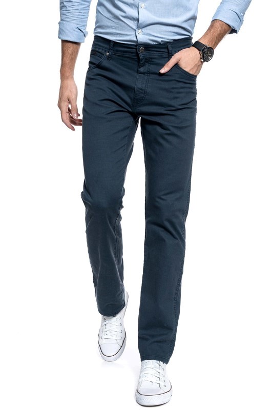 pol_pl_WRANGLER-SPODNIE-MESKIE-TEXAS-NAVY-W121W6114-16861_3.jpg