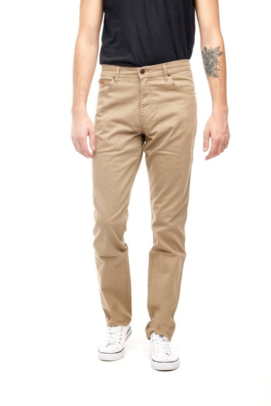pol_pl_WRANGLER-TEXAS-SLIM-SAND-W12SW558N-4553_1.jpg