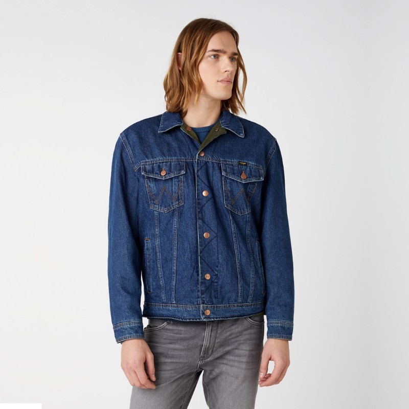 wrangler-hawkins-reversible-denim-jacket-the-master-w458-sf-51q.jpg