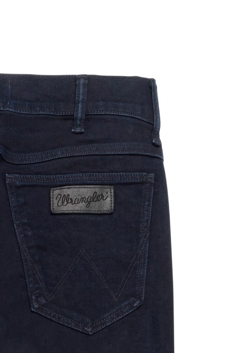 000000000112127042 c