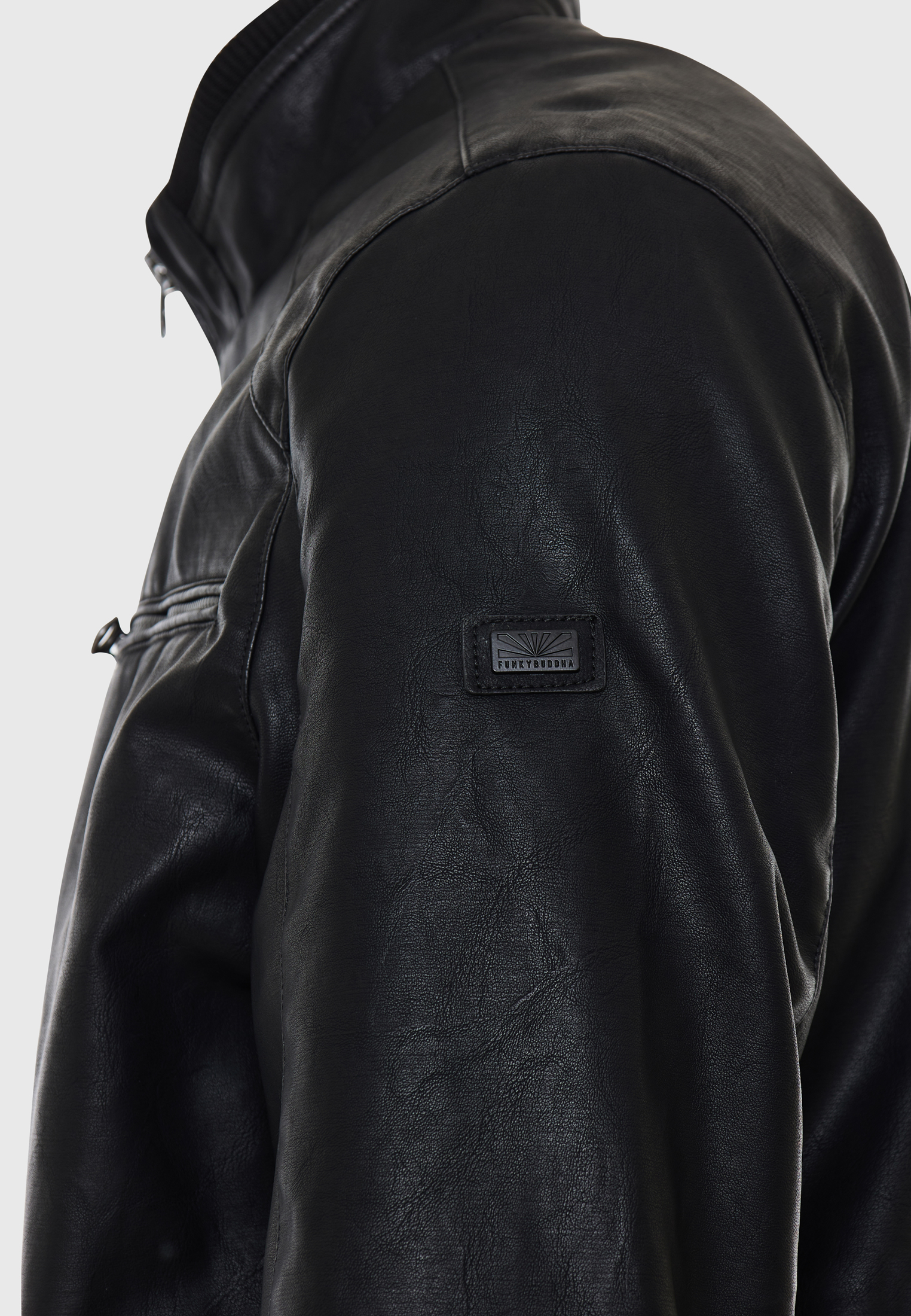 FBM008-062-01_BLACK_8