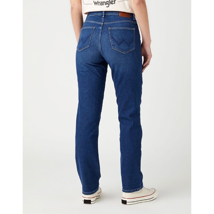 wrangler-112342792-straight-fit-jeans1.jpg