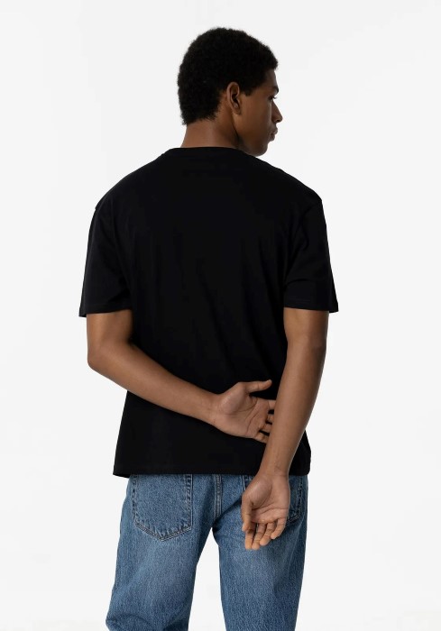 BLACKTIFFOSIOVERTEE-2