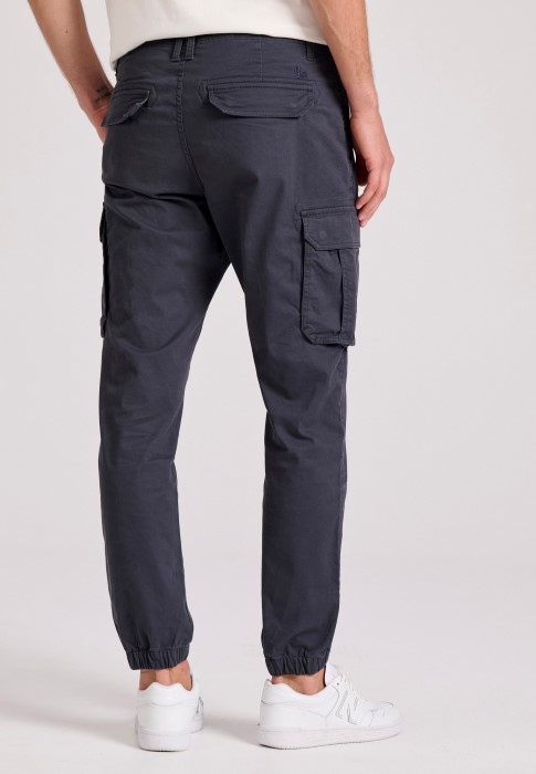 GAM009-530-02_ANTHRACITE_3