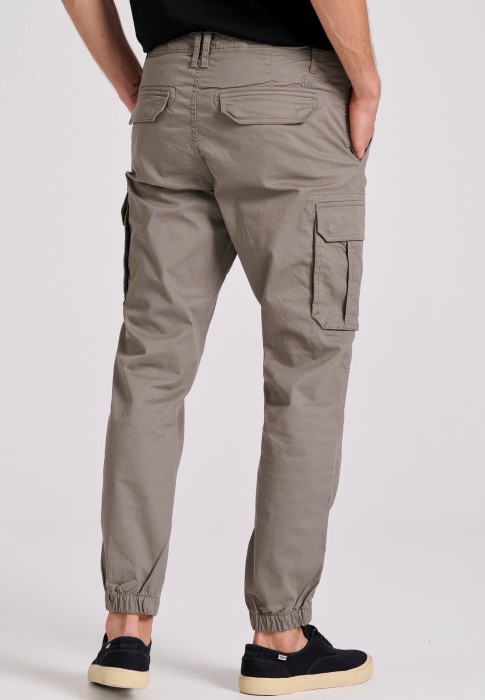 GAM009-530-02_GREY_4