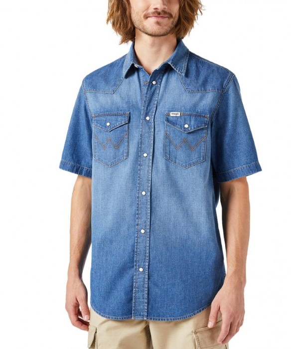 112350572_01-717x860