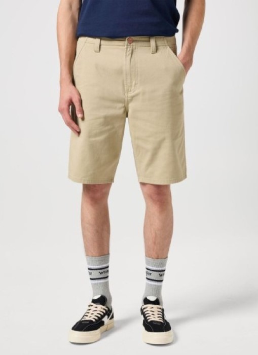 112350679-cr-400x550