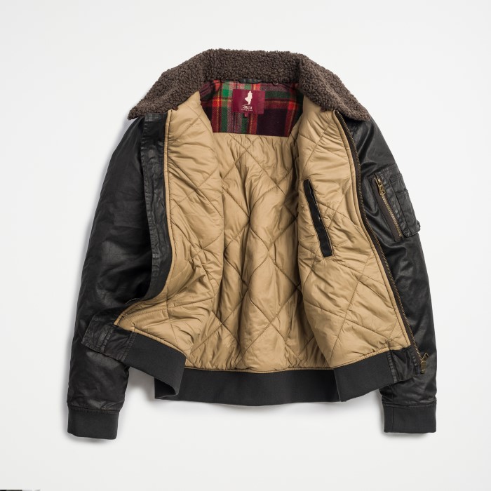 11MSJ011-03704-815_3