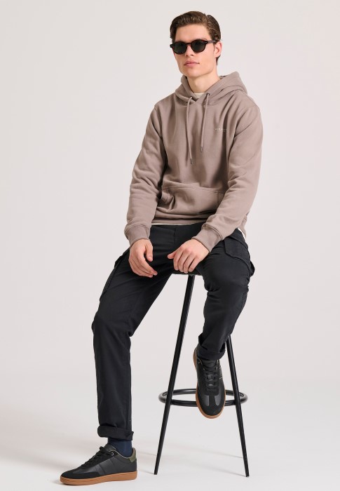 GAM010-502-02_BLACK_2